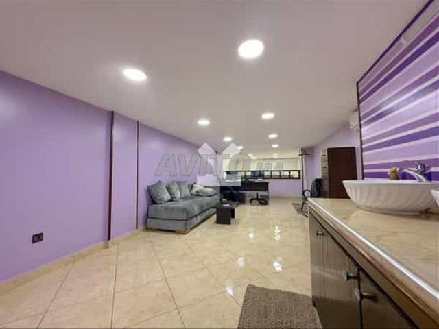Local commercial vente à Anfa, Gharb-Chrarda-Beni Hssen