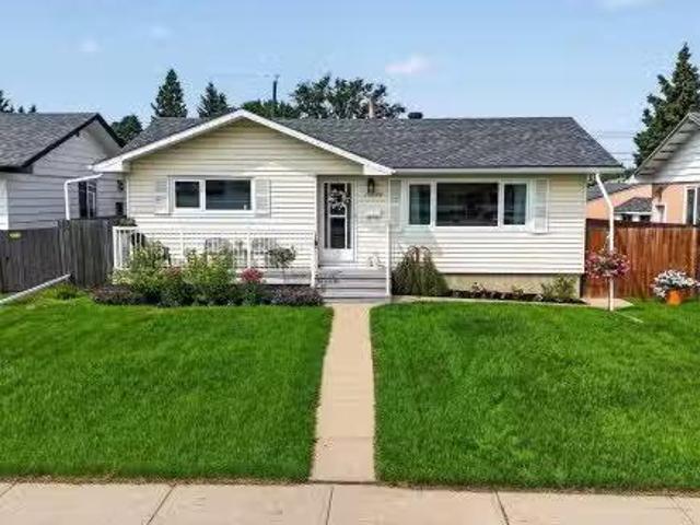 House for sale in Wedgewood, Alberta