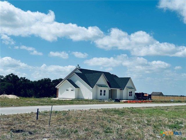 House for sale in Holland, Texas