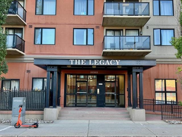 Apartment for sale in Wedgewood, Alberta