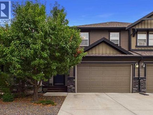Townhouse for sale in Airdrie, Alberta