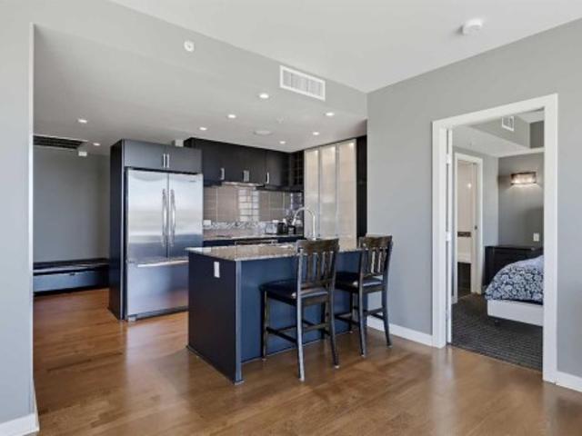 Condo for sale in Downtown Commercial Core, Calgary