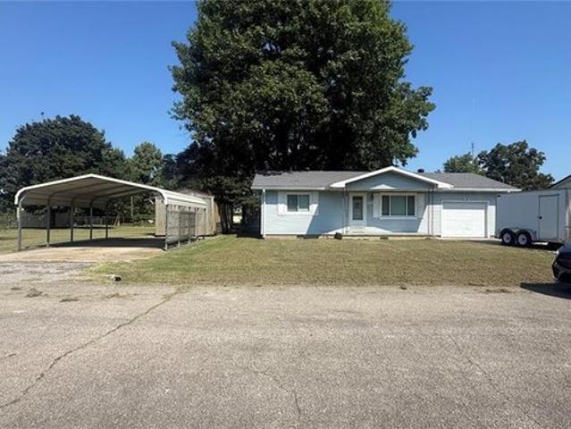 House for sale in Oran, Scott County