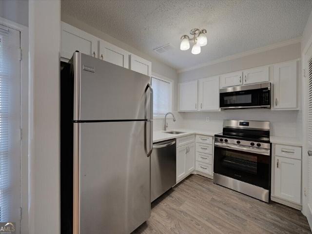 Condo for sale in Druid Hills, Atlanta
