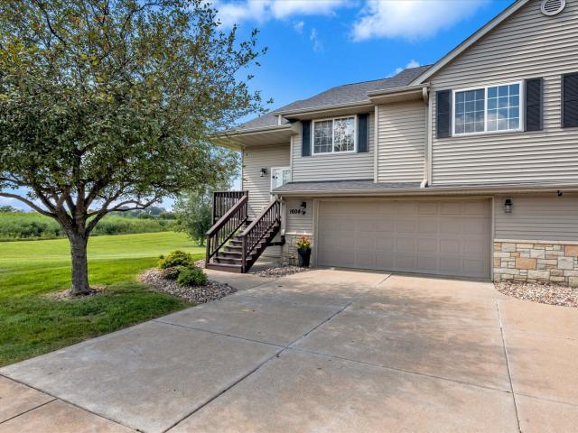 Townhouse for sale in Eldridge, Iowa