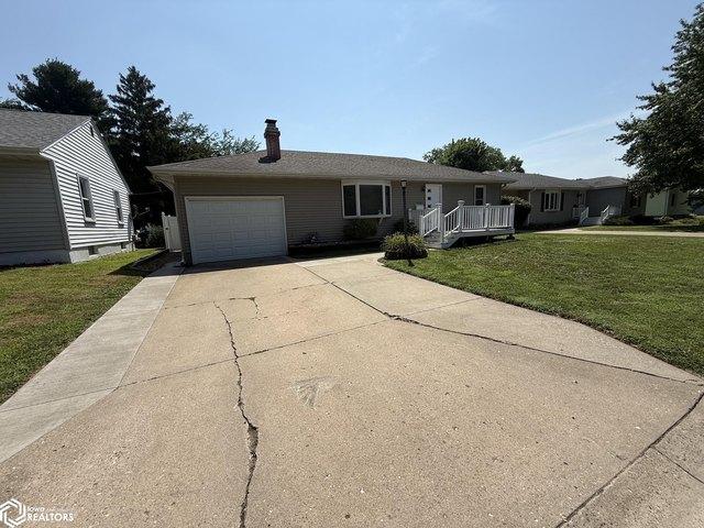 House for sale in Burlington, Iowa