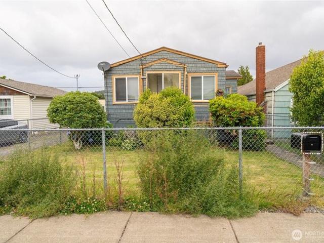 House for sale in Aberdeen, Washington