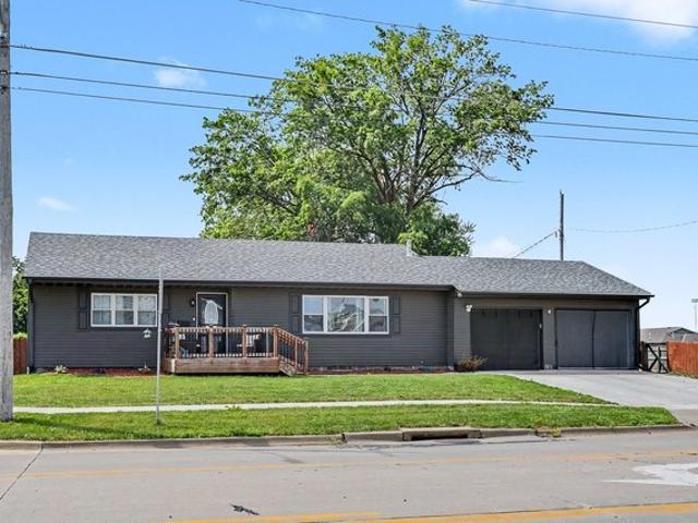 House for sale in Knoxville, Iowa