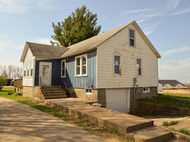 House for sale in Hazel Green, Wisconsin