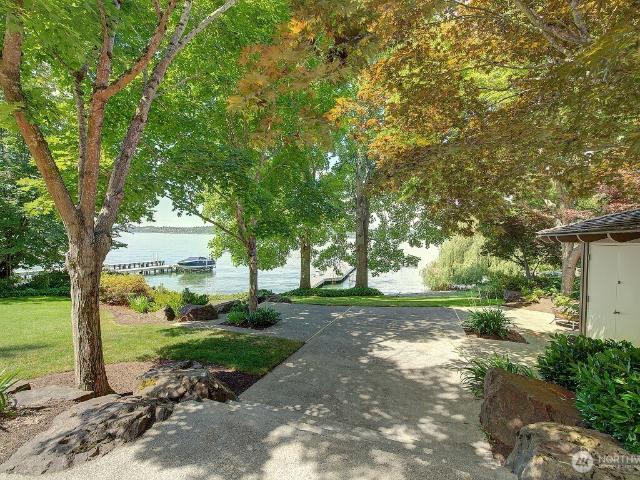 Property for rent in Medina, Washington