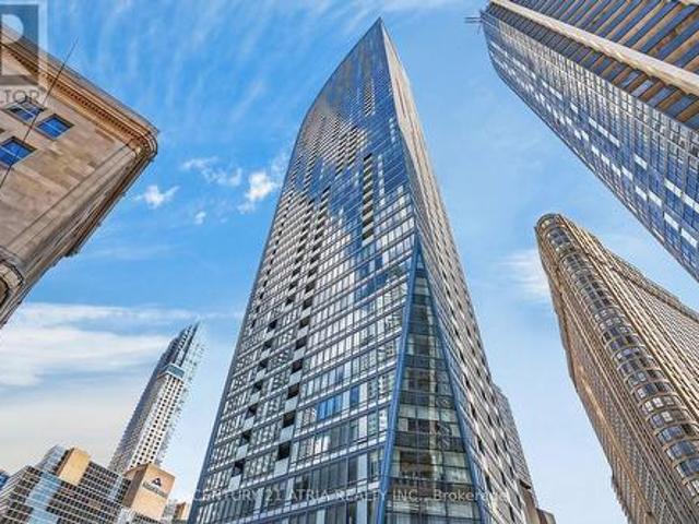 Condo for sale in Toronto Centre, Toronto