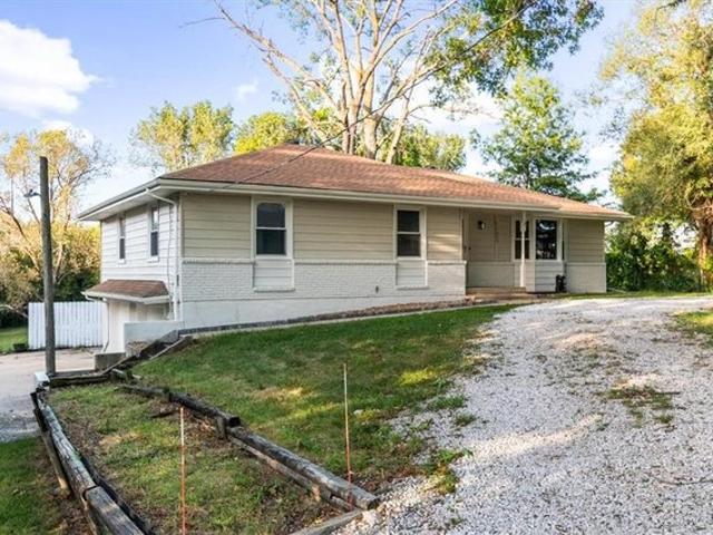 House for sale in Blue Springs, Missouri