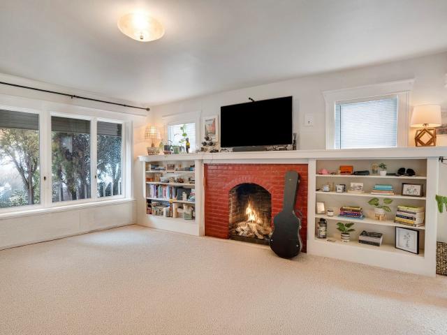 Duplex for sale in Oregonia