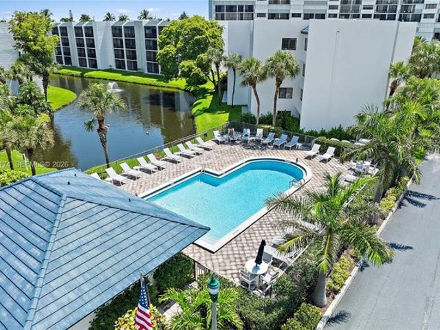 Condo for sale in Jupiter, Florida