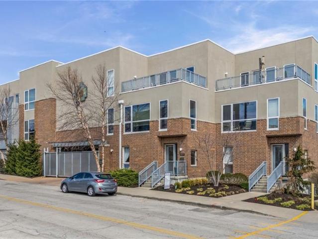 Condo for sale in Kansas City, Missouri