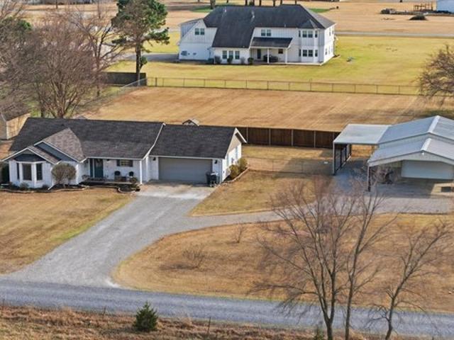 House for sale in Fort Gibson, Oklahoma