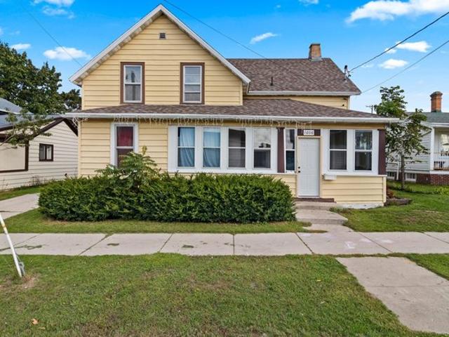 House for sale in Two Rivers, Manitowoc County