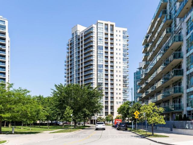 Condo for sale in Toronto, Golden Horseshoe