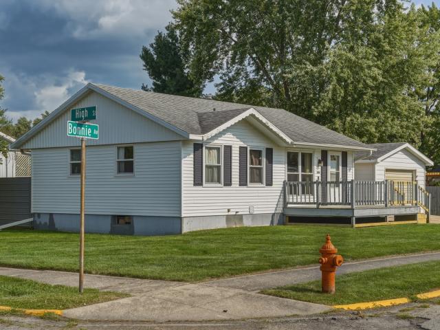 House for sale in Dixon, Illinois