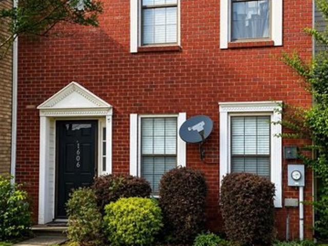 Townhouse for sale in Decatur, Morgan County