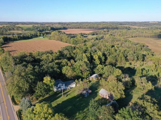 Farm for sale in Fort Atkinson, Iowa