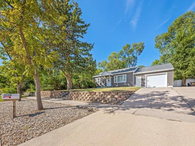House for sale in Pierre, Hughes County