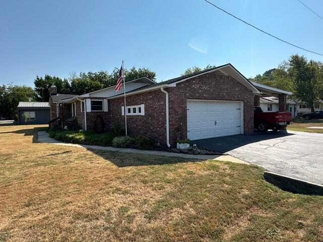House for sale in Seneca, Newton County