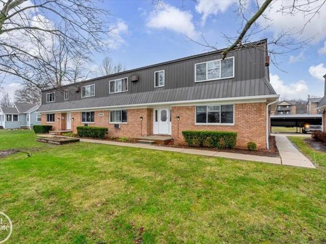 Condo for sale in East China, Michigan