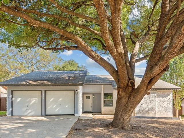 House for sale in Pflugerville, Travis County