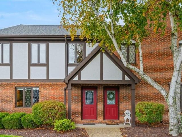 Townhouse for sale in Sewickley, Pennsylvania