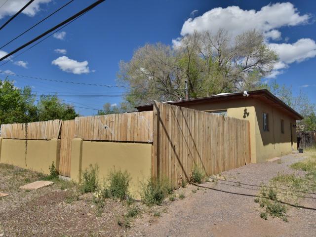 House for sale in Santa Fe, New Mexico