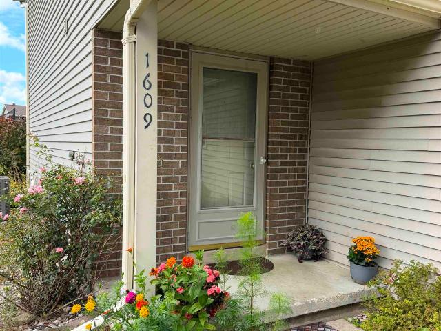 House for sale in Luxemburg, Kewaunee County
