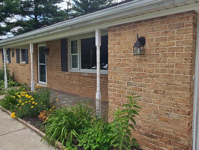 House for sale in Glenville, Pennsylvania
