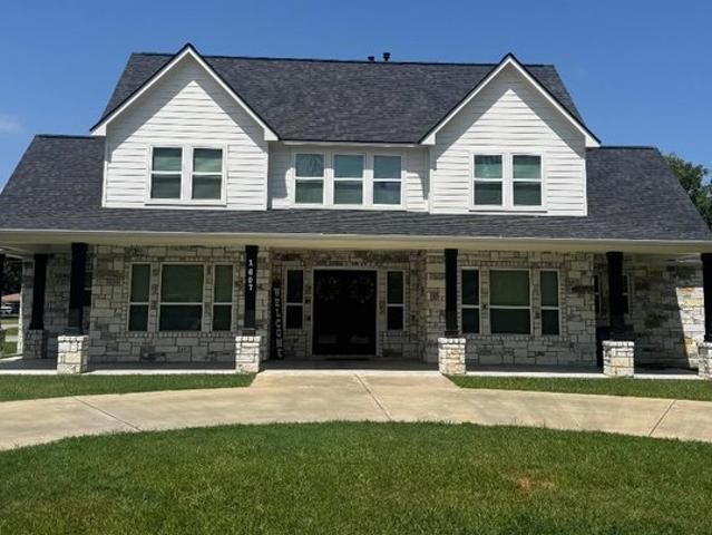 House for sale in Danbury, Texas