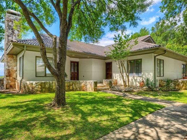 House for sale in Spicewood, Texas