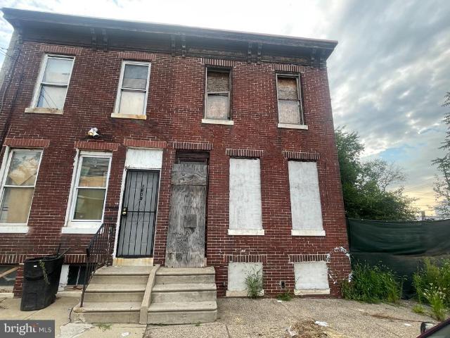 Townhouse for sale in Camden, New Jersey