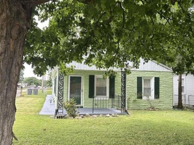 House for sale in Evansville, Indiana