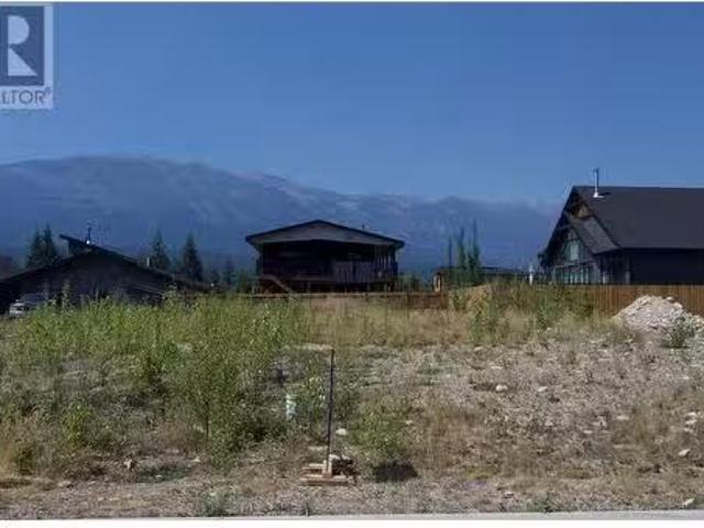 House for sale in Golden, British Columbia