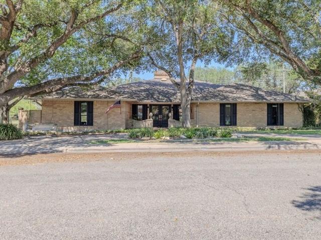 House for sale in Alice, Texas