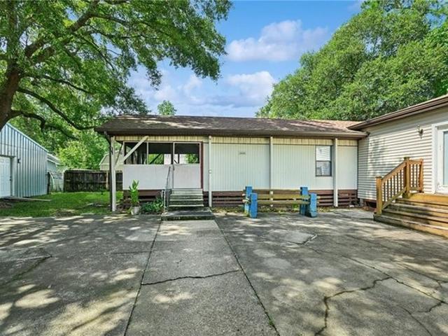 House for sale in Mandeville, Louisiana