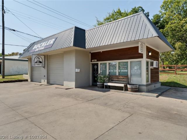 Commercial for sale in Ark