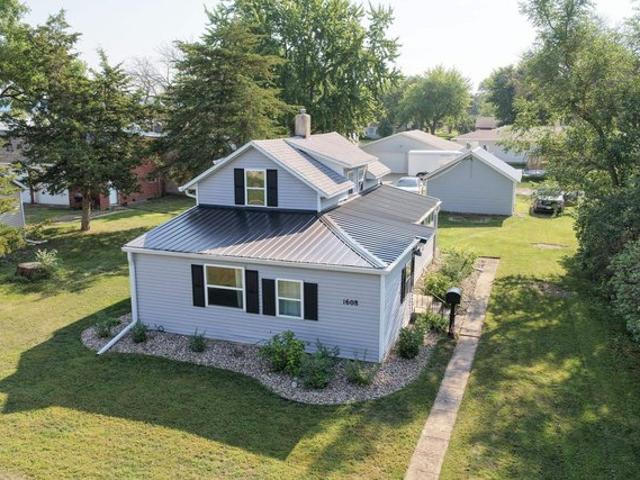 House for sale in Milford, Iowa