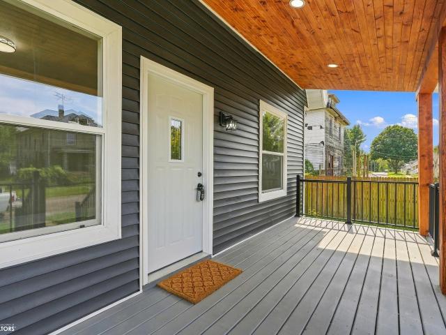 House for sale in Burlington, Des Moines County