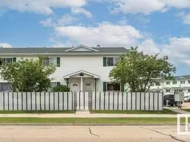Condo for sale in Wedgewood, Alberta