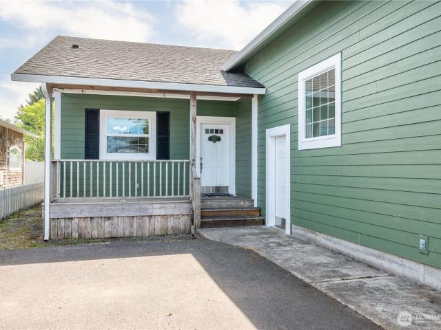 House for sale in Long Beach, Washington