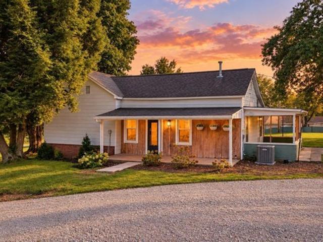 House for sale in Rockport, Spencer County