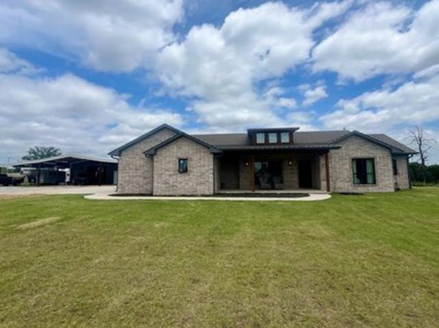 House for sale in Carter, Oklahoma