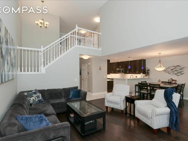 Townhouse for sale in Palatine