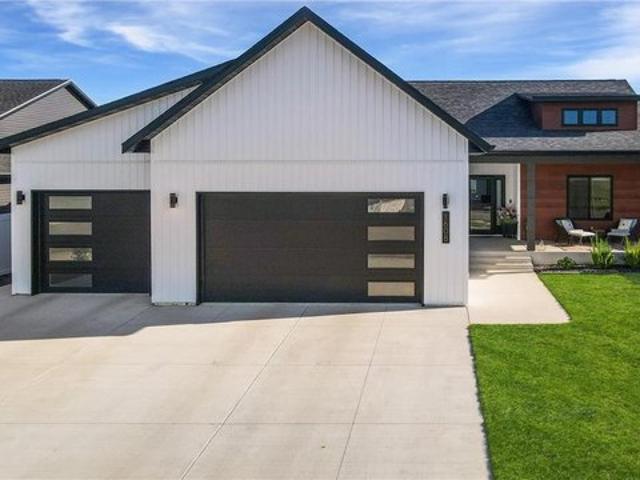 House for sale in Minot, North Dakota