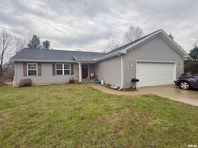 House for sale in Mclean, Illinois